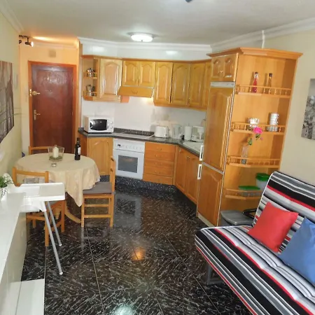 Beachfront Casa Verano With Pool, Balcony, Wifi, Central Locatation *