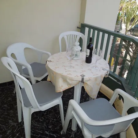 Beachfront Casa Verano With Pool, Balcony, Wifi, Central Locatation * 아로나